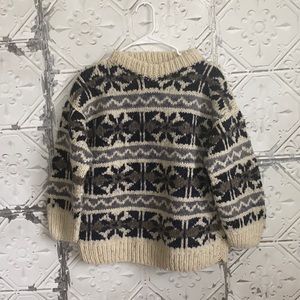 Thick knit Ecuadorian grandpa wool chunky sweater